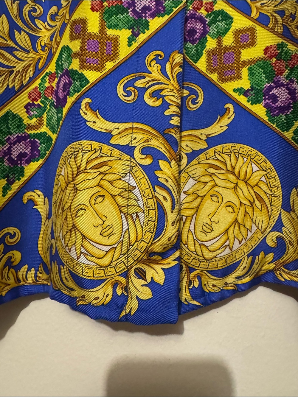 RARE Vintage Gianni Versace Atelier Silk Men's Shirt - Blue & Gold - Picture 6 of 9
